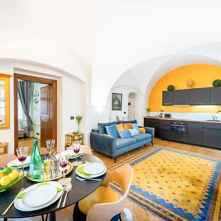 Adam's - Location Apartment Prague